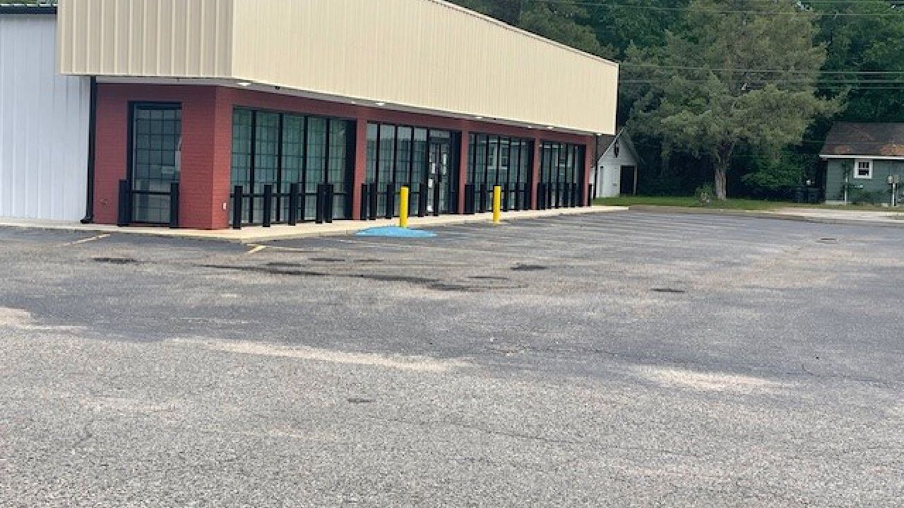 Pictures of Mixed Use, Office, Retail, Special Purpose property located at 3226 St Stephens Rd, Prichard, AL 36612 for sales - image #1