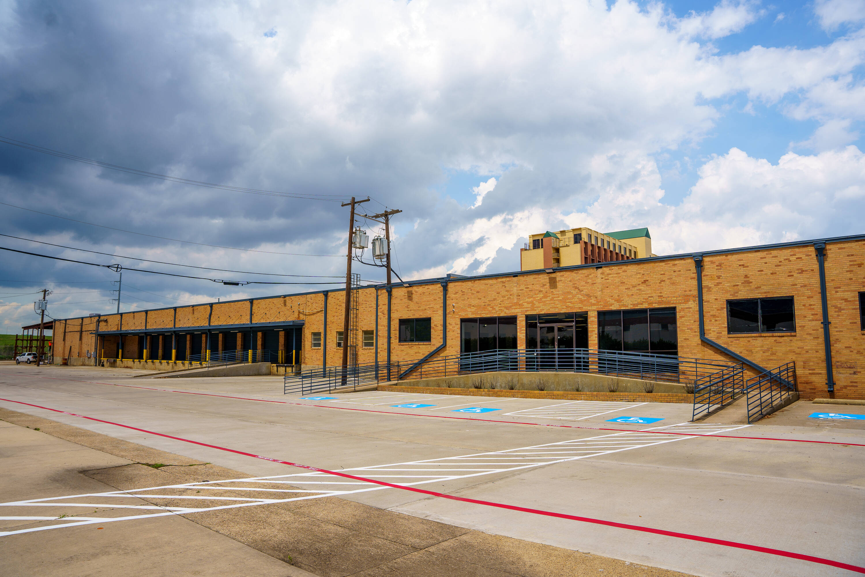 1011 REGAL ROW Dallas TX 752474404 APN 00000778720000000