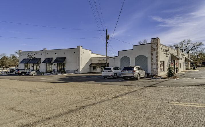 Pictures of Land, Mixed Use, Office, Retail property located at 608 Hwy 51, Ridgeland, MS 39157 for sales - image #1