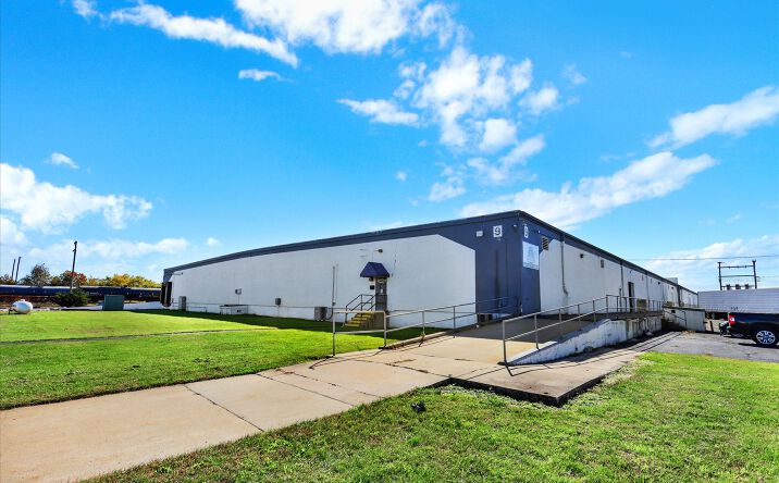 Pictures of Industrial property located at 5118 Innovation Way, Chambersburg, PA 17202 for sales - image #1