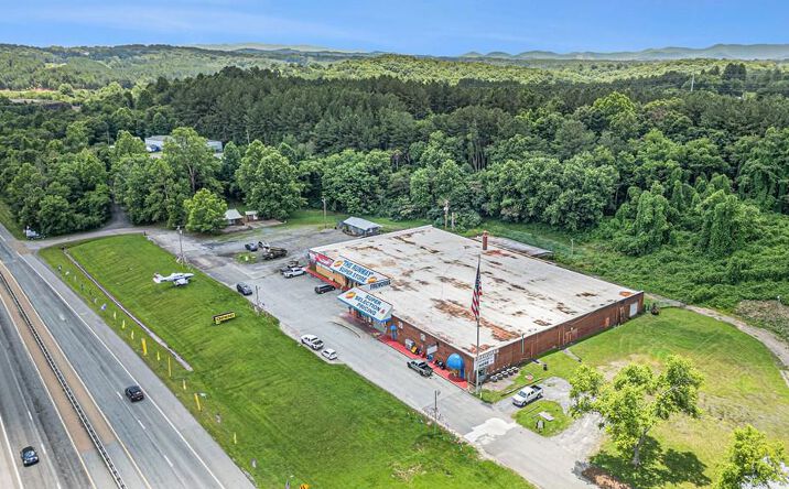 Pictures of Retail, Industrial property located at 625 Ocoee Street, Copperhill, TN 37317 for sales - image #1