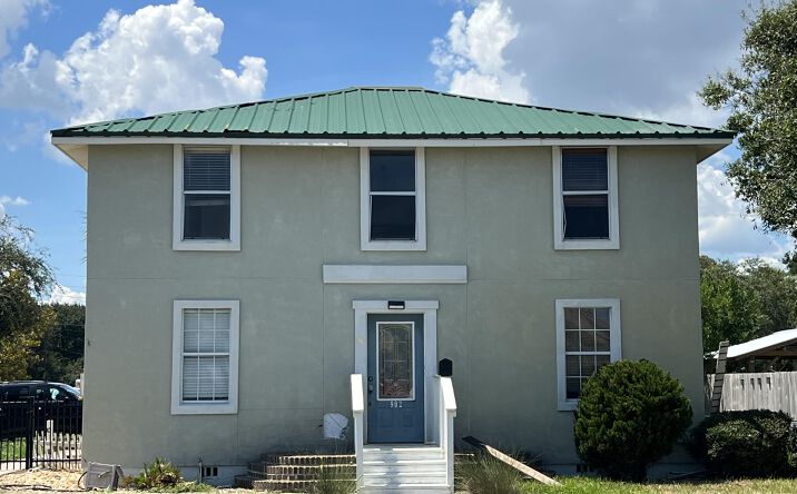 Pictures of Multifamily property located at 902 4TH Street N, Jacksonville Beach, FL 32250 for sales - image #1