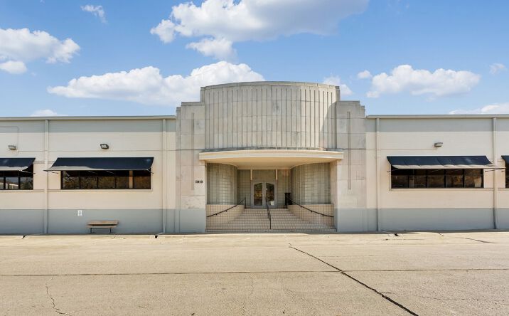 Pictures of Industrial, Mixed Use, Office property located at 1911 Windsor Pl, Fort Worth, TX 76110 for sales - image #1