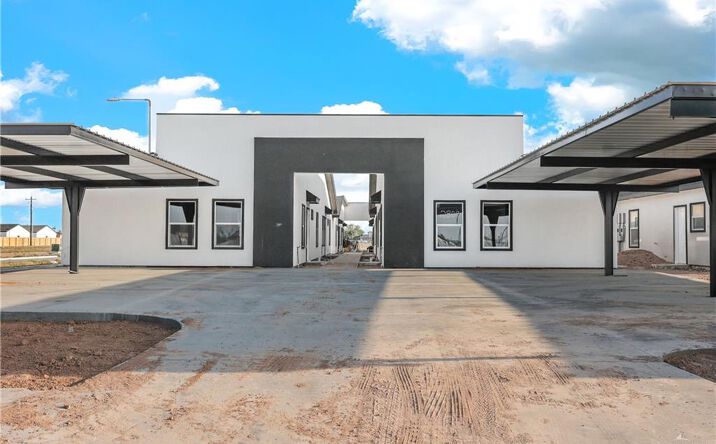 Pictures of Multifamily property located at 2808 Alpha Road, Weslaco, TX 78596 for sales - image #1