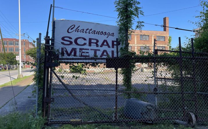Pictures of Industrial property located at 529 E 11th St, Chattanooga, TN 37403 for sales - image #1