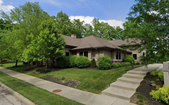 Pictures of Office property located at 2901 S McIntire Dr, Bloomington, IN 47403 for sales - image #1