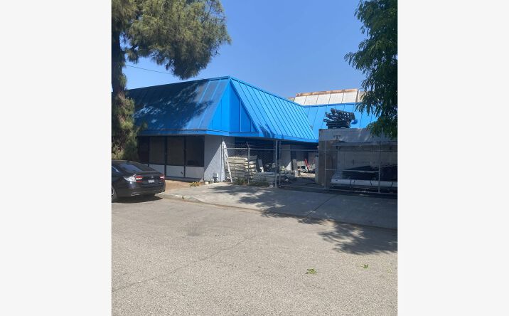 Pictures of Industrial property located at 820 W Lyman Ave, Fresno, CA 93706 for sales - image #1