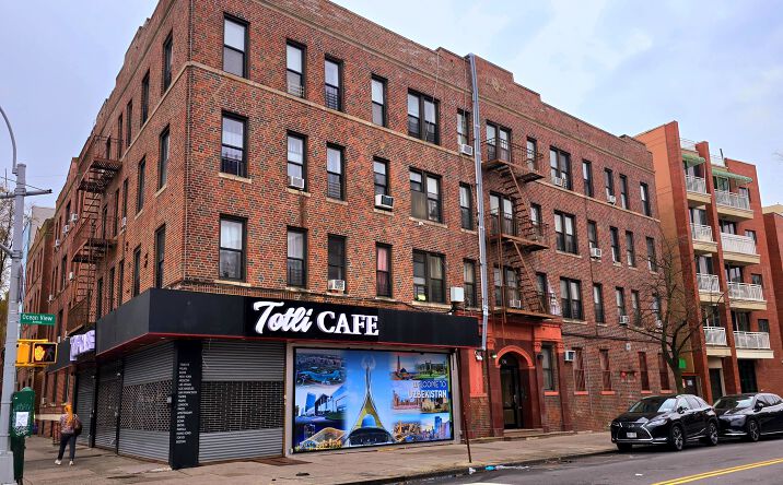 Pictures of Mixed Use, Multifamily property located at 738 Ocean View Ave, Brooklyn, NY 11235 for sales - image #1