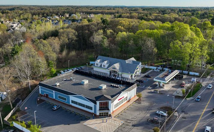 Pictures of Retail property located at 650 South St, Wrentham, MA 02093 for sales - image #1