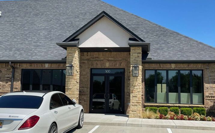 Pictures of Office property located at 13700 S Western Ave, Oklahoma City, OK 73170 for sales - image #1