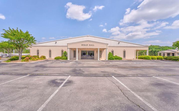 Pictures of Special Purpose property located at 2203 Dixie Hwy S, DALTON, GA 30720 for sales - image #1