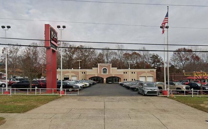 Pictures of Retail property located at 6625 E Independence Blvd, Charlotte, NC 28212 for sales - image #1
