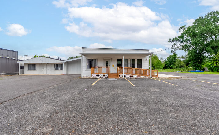 Pictures of Office property located at 2315 12th St, Lake Charles, LA 70601 for sales - image #1