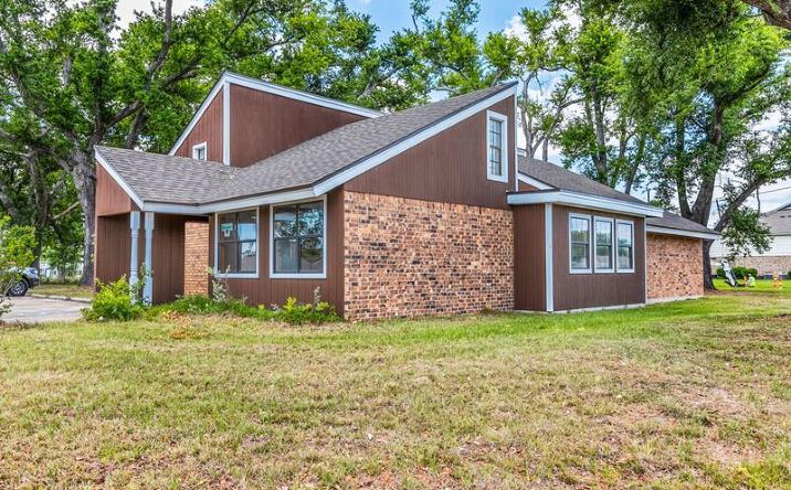 Pictures of Office property located at 4100 Louisiana Ave, Lake Charles, LA 70607 for sales - image #1