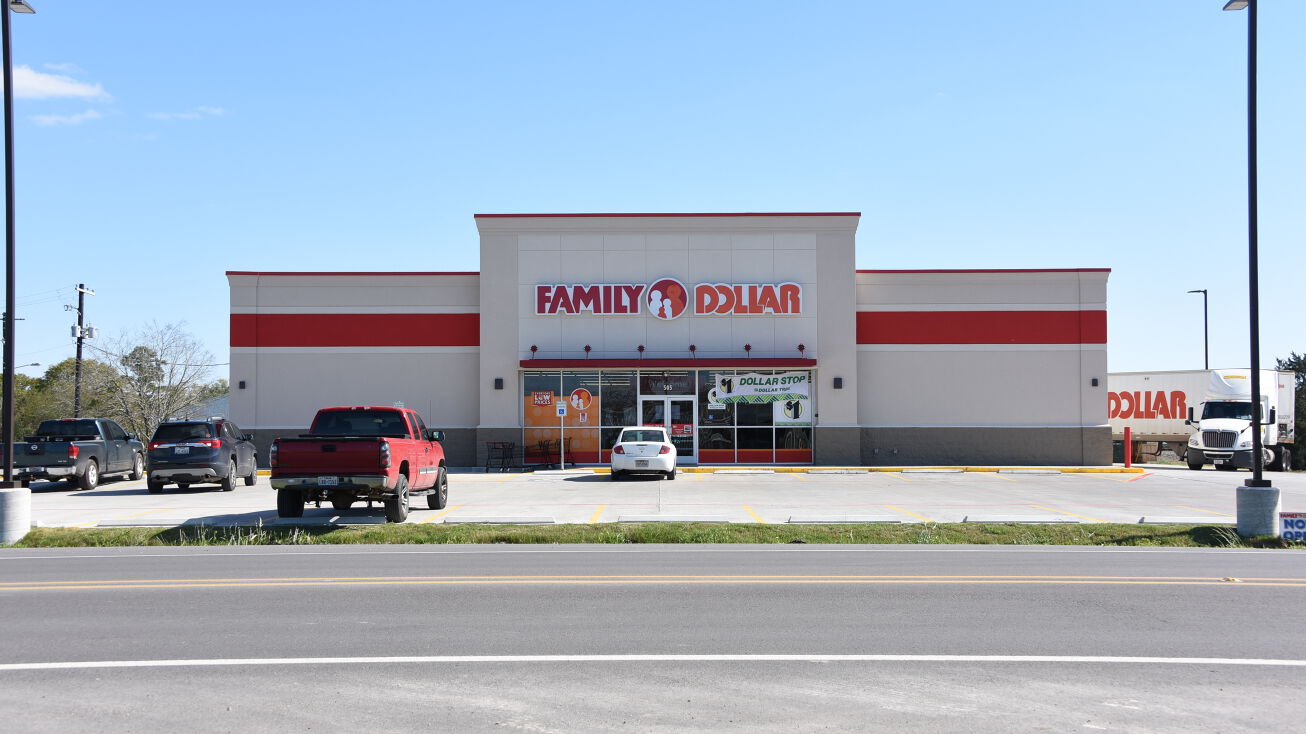 20074 TX105, Cleveland, TX 77328