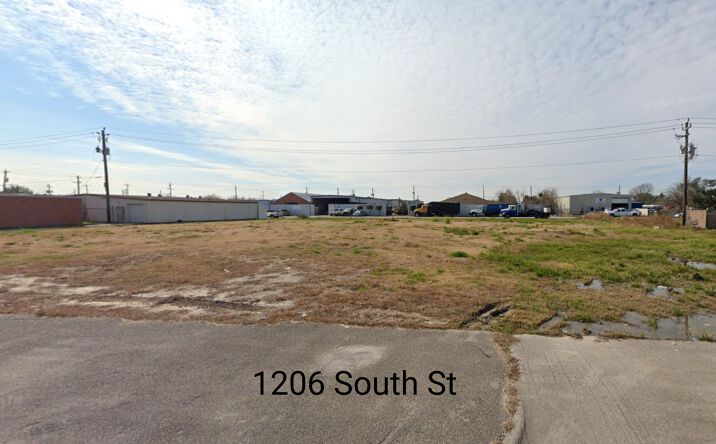 Pictures of Land property located at 1206 South St, Pasadena, TX 77503 for sales - image #1