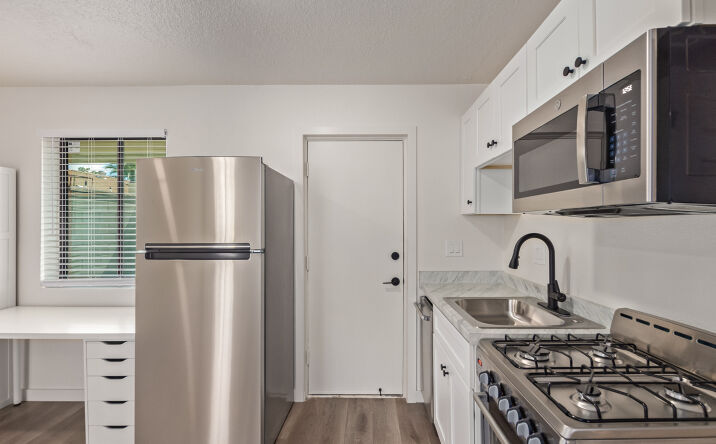 Pictures of Multifamily property located at 1027 E Dunlap Ave, Phoenix, AZ 85020 for sales - image #1