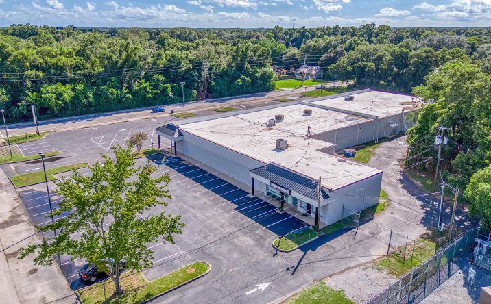Pictures of Mixed Use, Retail property located at 6508 W Jackson St, Pensacola, FL 32506 for sales - image #1