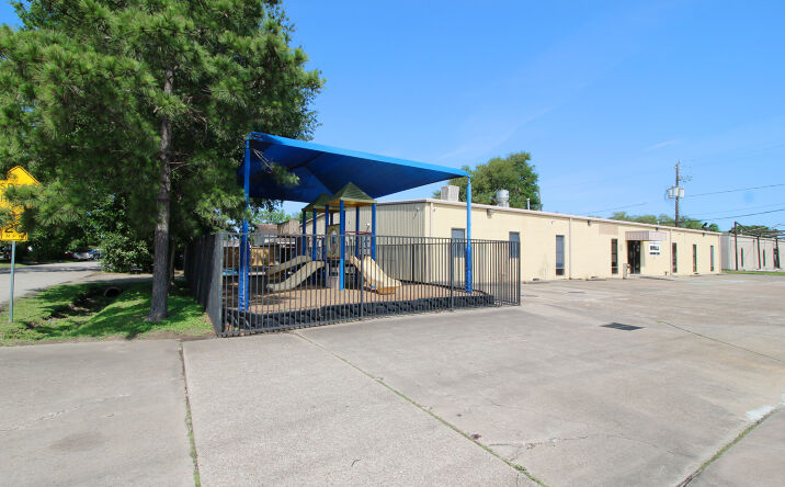 Pictures of Office property located at 3716 Reveille St, Houston, TX 77087 for sales - image #1
