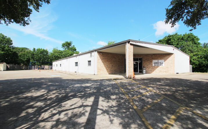 Pictures of Office property located at 6724 Telephone Rd, Houston, TX 77061 for sales - image #1