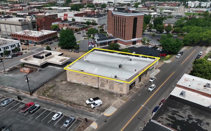 Pictures of Retail, Mixed Use property located at 212 E Sullivan St, Kingsport, TN 37660 for sales - image #1