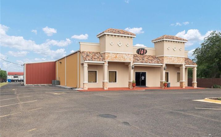 Pictures of Retail property located at 513 N Tom Gill Road, Penitas, TX 78576 for sales - image #1