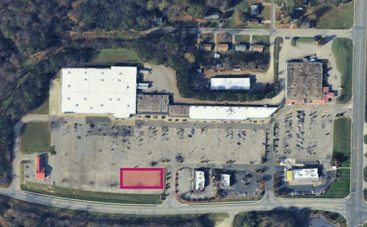 Pictures of Land, Retail property located at 541 E Industry Dr, Oxford, NC 27565 for sales - image #1