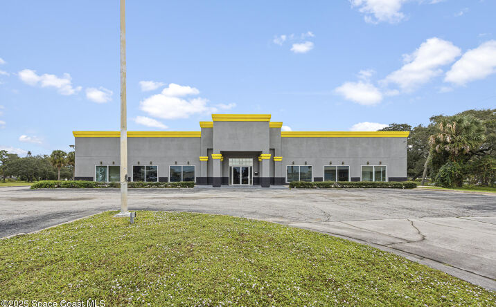 Pictures of Retail, Office property located at 2705 N Harbor City Boulevard, Melbourne, FL 32935 for sales - image #1