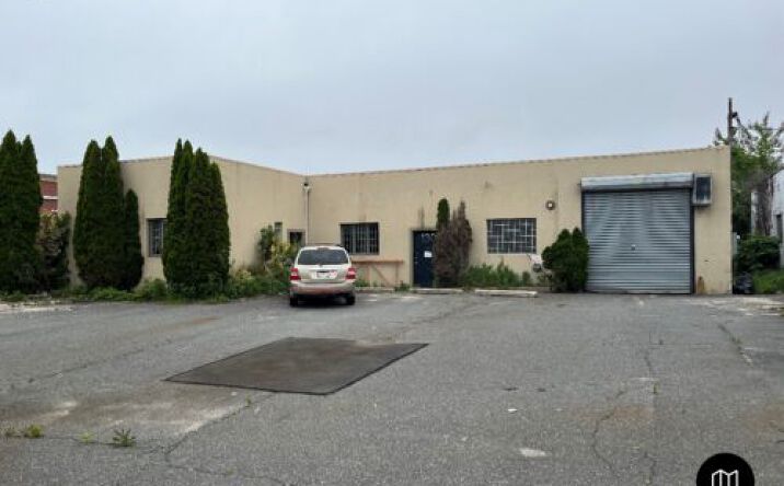 Pictures of Office, Industrial property located at 130 Marine St, Farmingdale, NY 11735 for sales - image #1