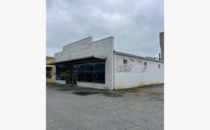 Pictures of Retail property located at 111 River St, Belton, SC 29627 for sales - image #1