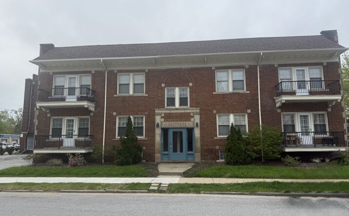 Pictures of Multifamily property located at 15510 Huntmere Ave, Cleveland, OH 44110 for sales - image #1