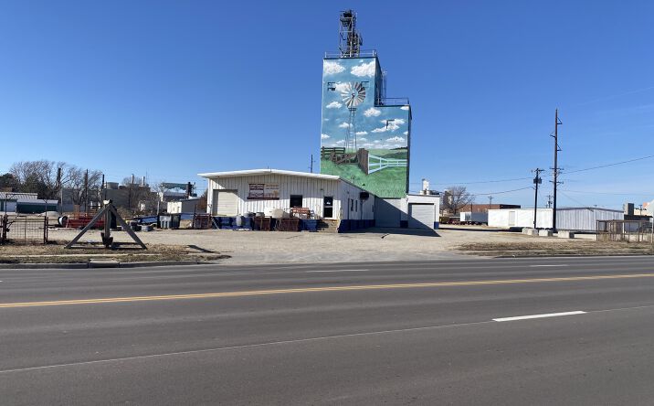Pictures of Industrial property located at 515 6th Street, Clay Center, KS 67432 for sales - image #1