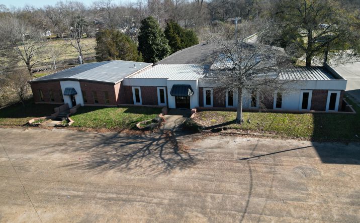 Pictures of Office property located at 3390 N Liberty St, Canton, MS 39046 for sales - image #1