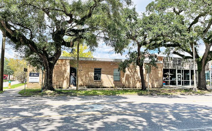 Pictures of Office, Retail property located at 63 S Dearborn St, Mobile, AL 36602 for sales - image #1