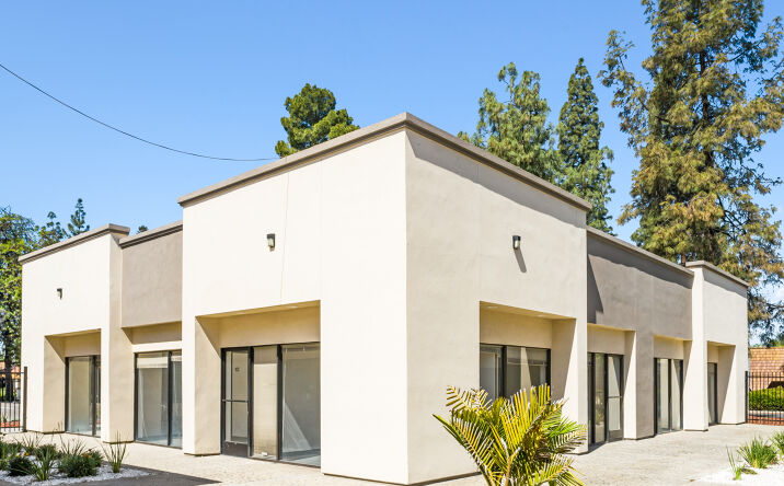 Pictures of Office property located at 2002 N Gateway Blvd, Fresno, CA 93727 for sales - image #1