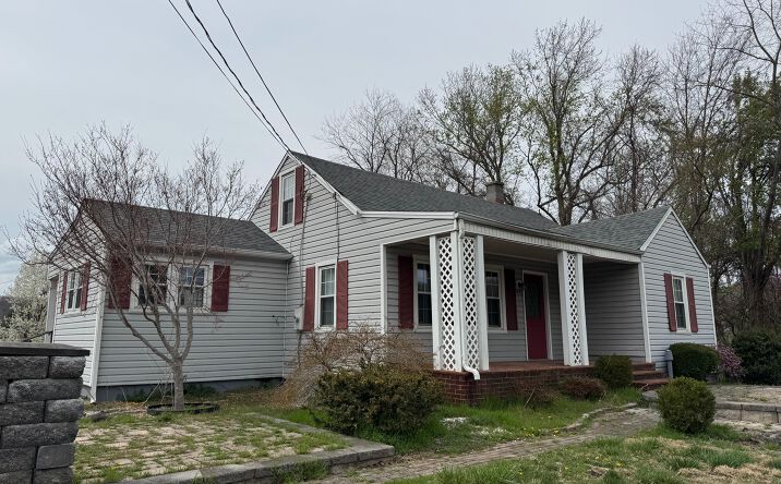 Pictures of Mixed Use, Office, Retail property located at 1932 Spring Hill Rd, Staunton, VA 24401 for sales - image #1