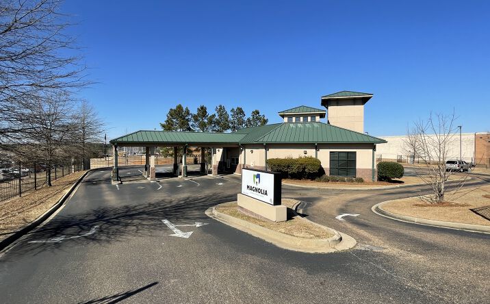 Pictures of Office, Retail property located at 139 Plaza Dr, Flowood, MS 39232 for sales - image #1