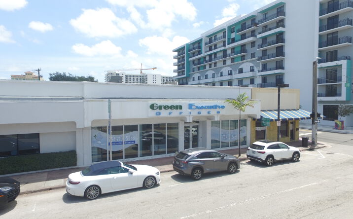 Pictures of Office, Retail property located at 1946 Tyler St, Hollywood, FL 33020 for sales - image #1