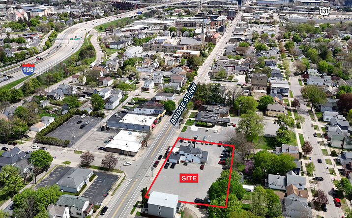 Pictures of Land property located at 928 Bridge St NW, Grand Rapids, MI 49504 for sales - image #1