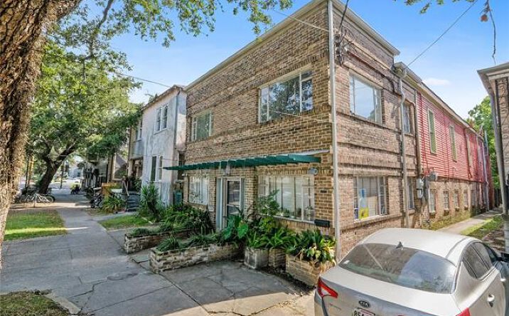 Pictures of Mixed Use, Multifamily, Retail property located at 116 South Dr. Norman C. Francis Parkway, New Orleans, LA 70119 for sales - image #1