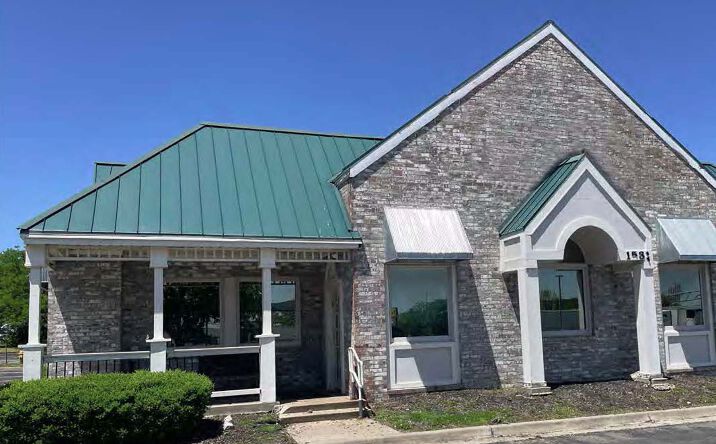 Pictures of Retail property located at 1531 S Hamilton Cir, Olathe, KS 66061 for sales - image #1