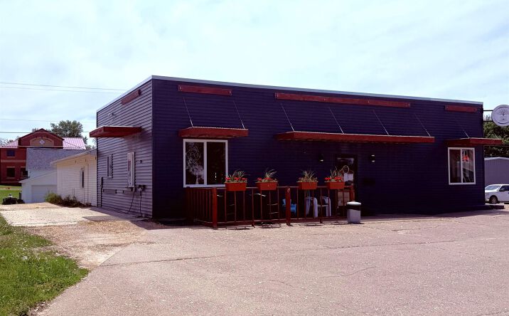 Pictures of Retail property located at 719 11TH Street, De Witt, IA 52742 for sales - image #1