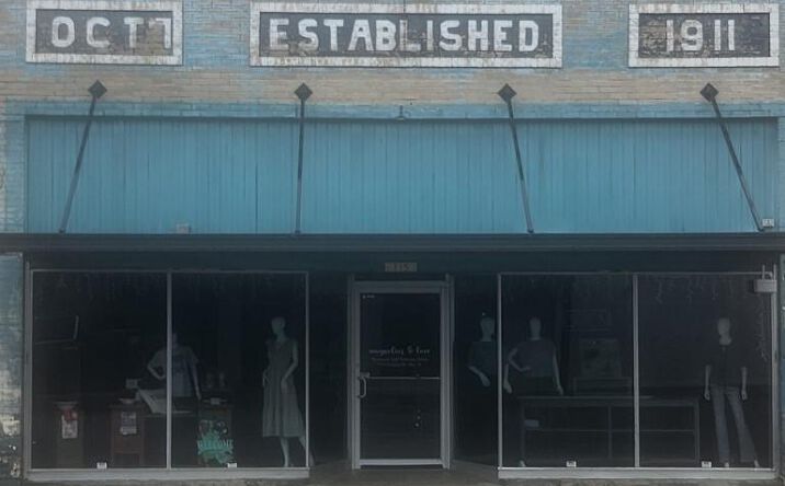 Pictures of Retail property located at 715 LOUISA STREET, Rayville, LA 71269 for sales - image #1