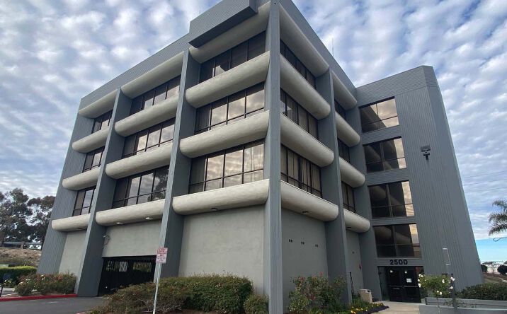 Pictures of Office property located at 2500 Vineyard Ave, Oxnard, CA 93036 for sales - image #1