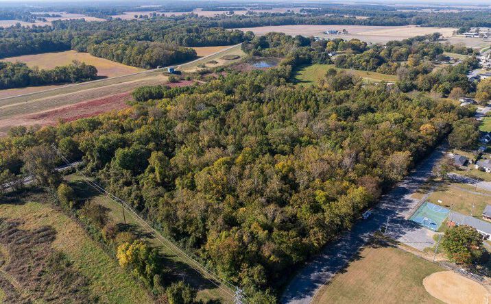 Pictures of Land, Multifamily, Mixed Use, Special Purpose property located at 00 Meeks, Dyersburg, TN 38024 for sales - image #1