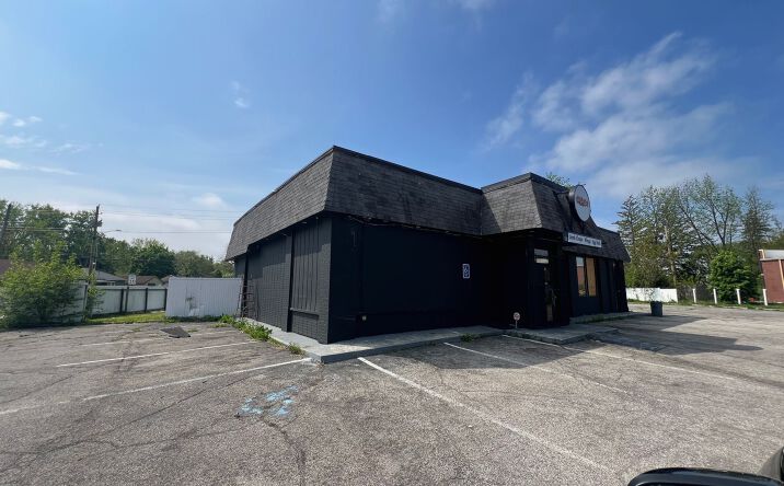 Pictures of Retail property located at 5299 E 38th St, Indianapolis, IN 46218 for sales - image #1