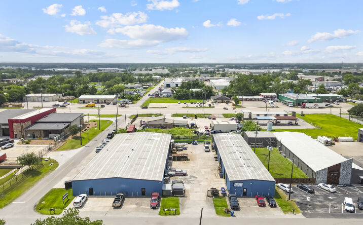 Pictures of Industrial property located at 940 Hodgkins St, Houston, TX 77032 for sales - image #1