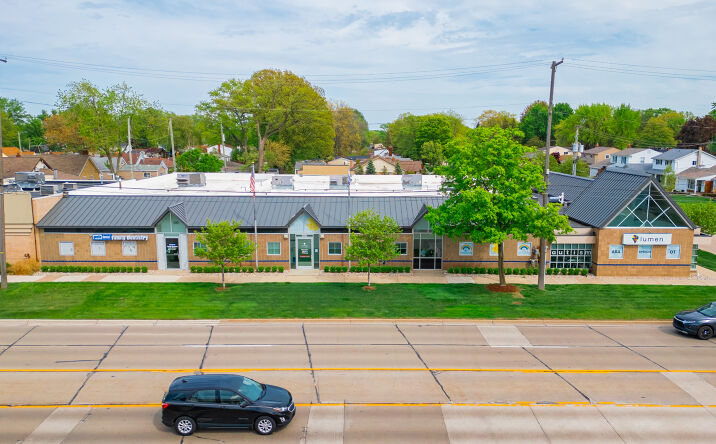 Pictures of Office property located at 26210 Harper Ave, St. Clair Shores, MI 48081 for sales - image #1