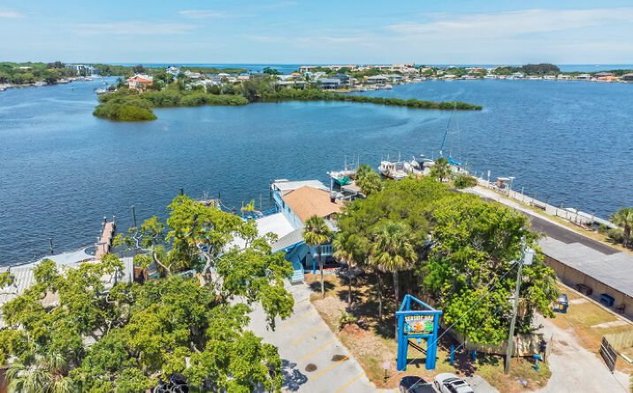 Pictures of Hospitality, Mixed Use, Retail property located at 5330 TREADWAY DRIVE, PORT RICHEY, FL 34668 for sales - image #1