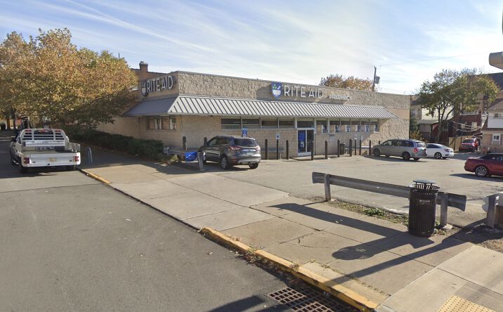 Pictures of Retail property located at 1800 Morningside Ave, Pittsburgh, PA 152061070 for sales - image #1
